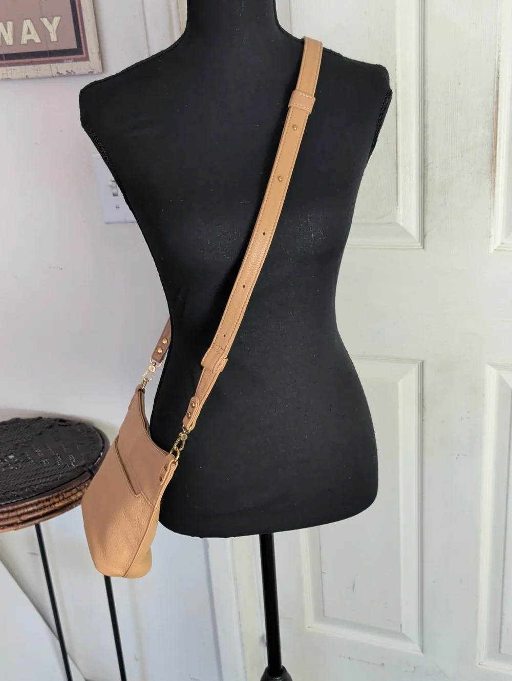 Hobo Leather Small Crossbody Bag